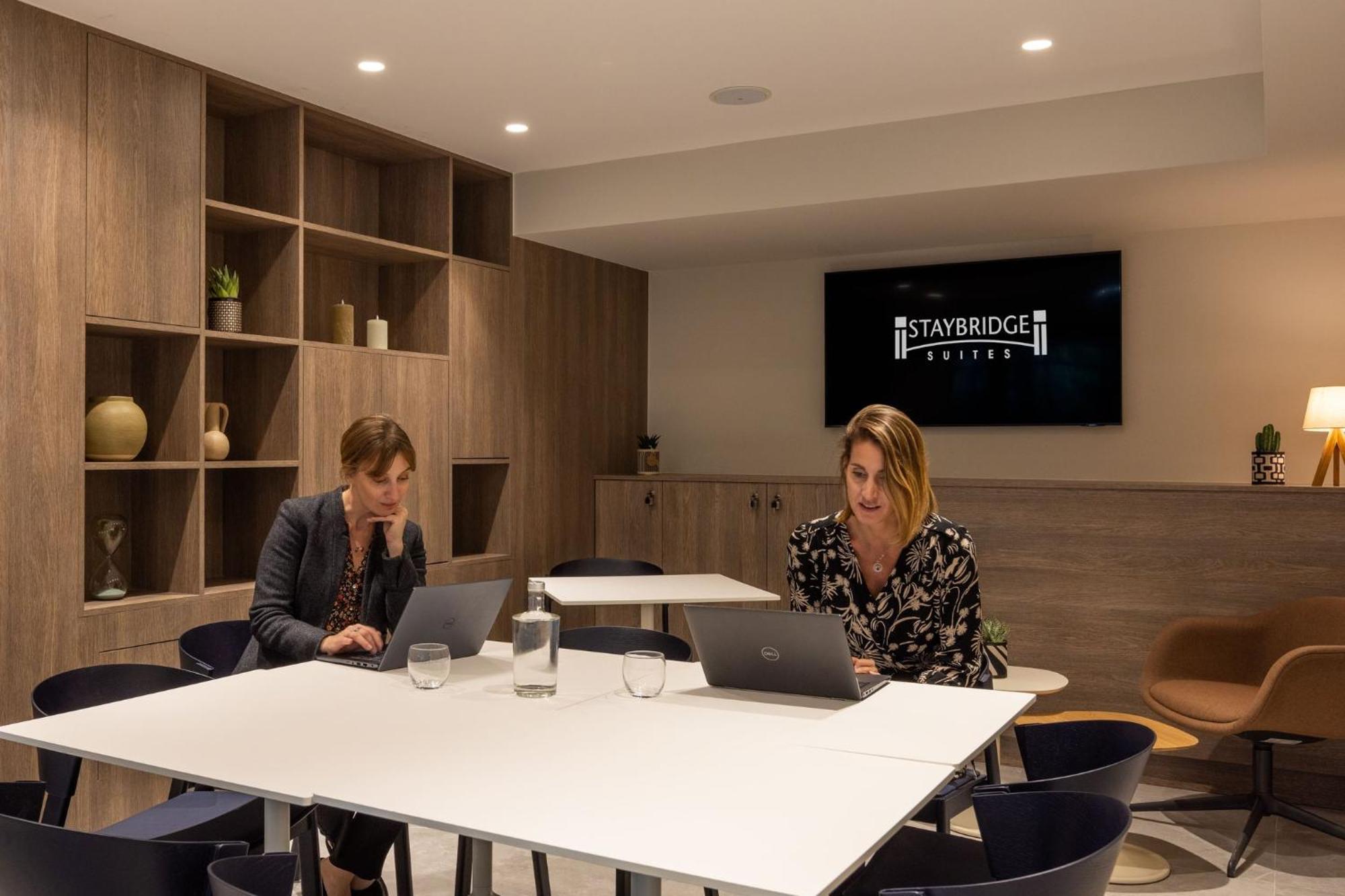 Staybridge Suites - Cannes Centre By Ihg Екстериор снимка