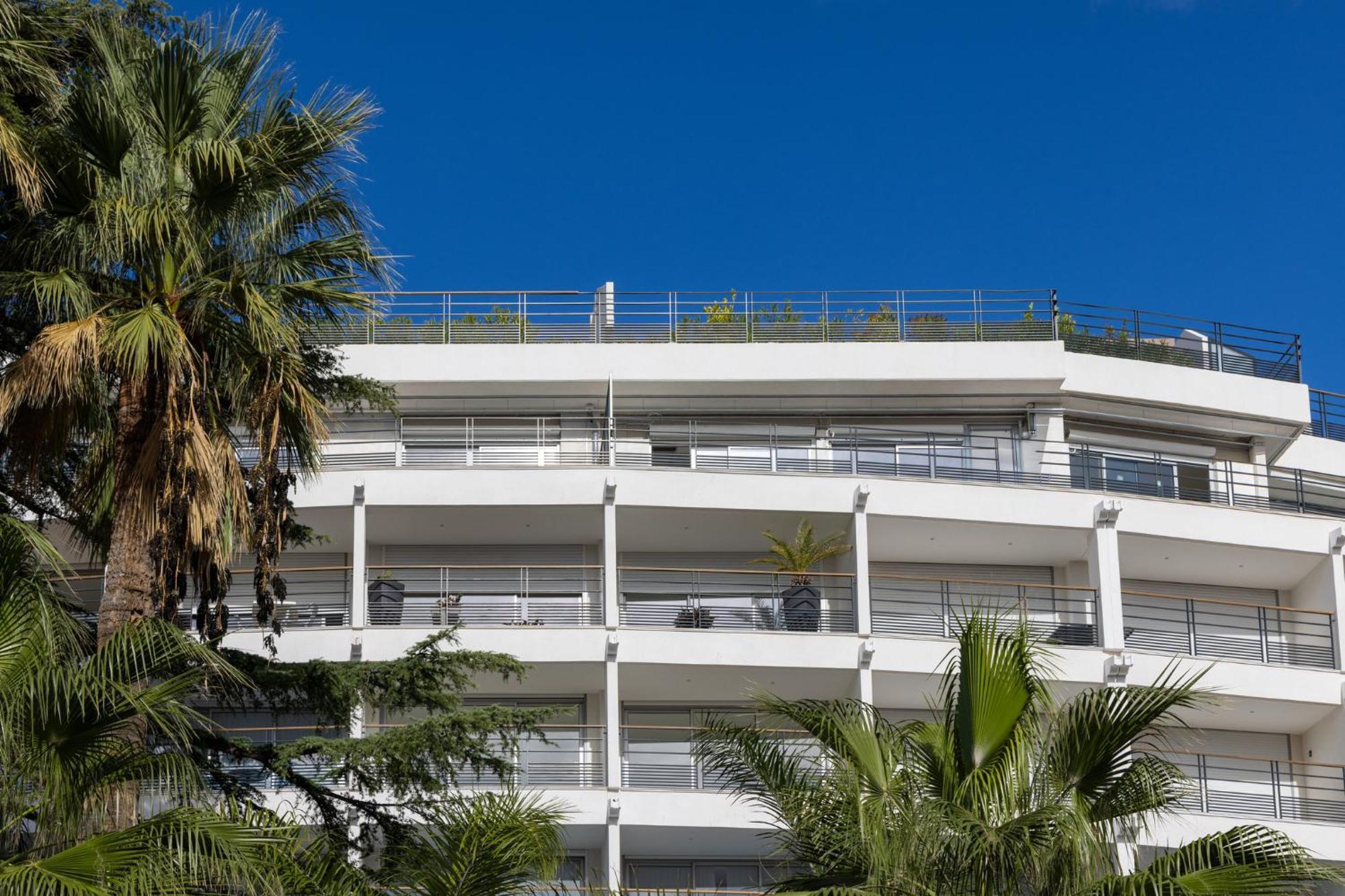 Staybridge Suites - Cannes Centre By Ihg Екстериор снимка