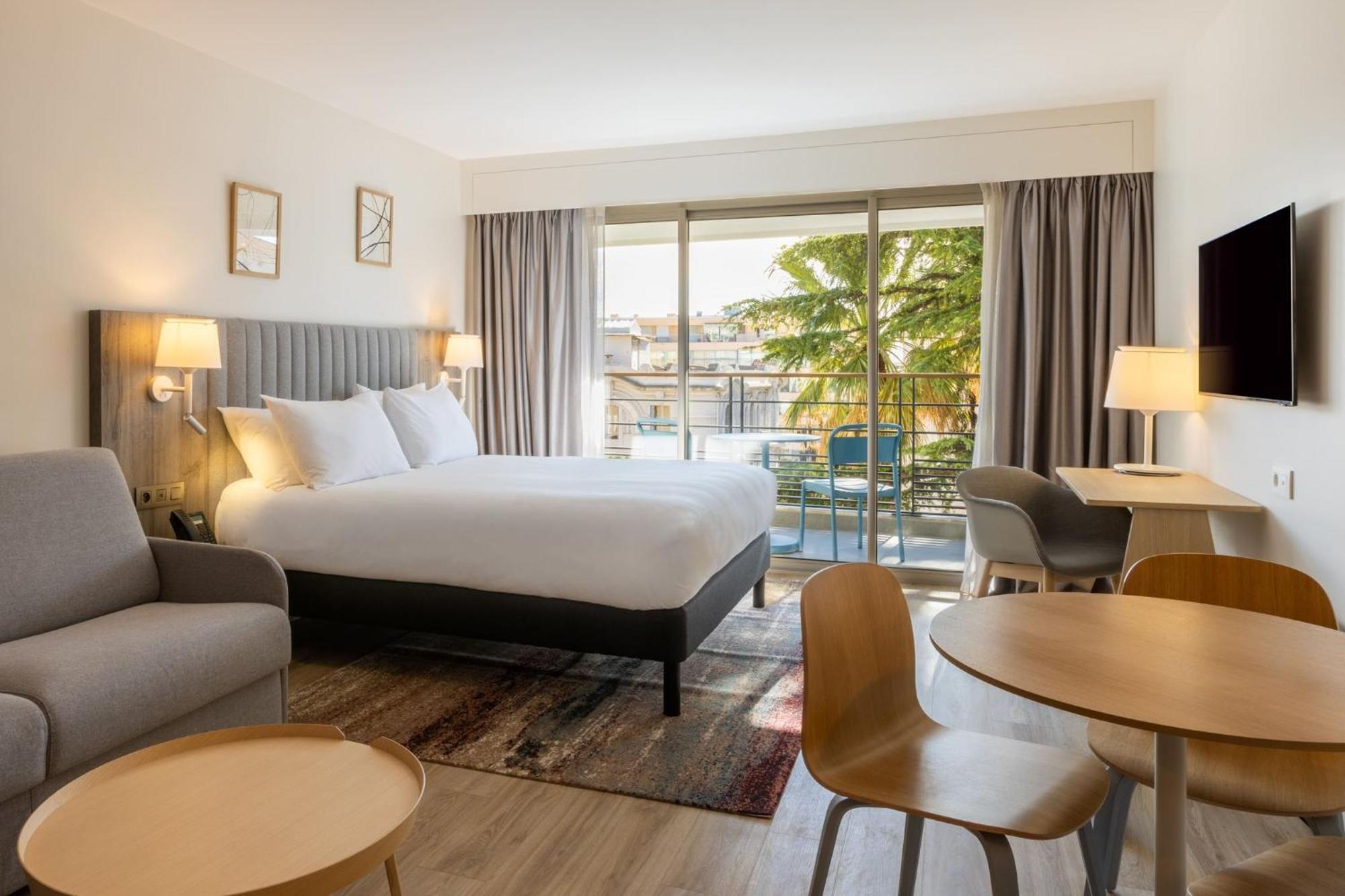 Staybridge Suites - Cannes Centre By Ihg Екстериор снимка
