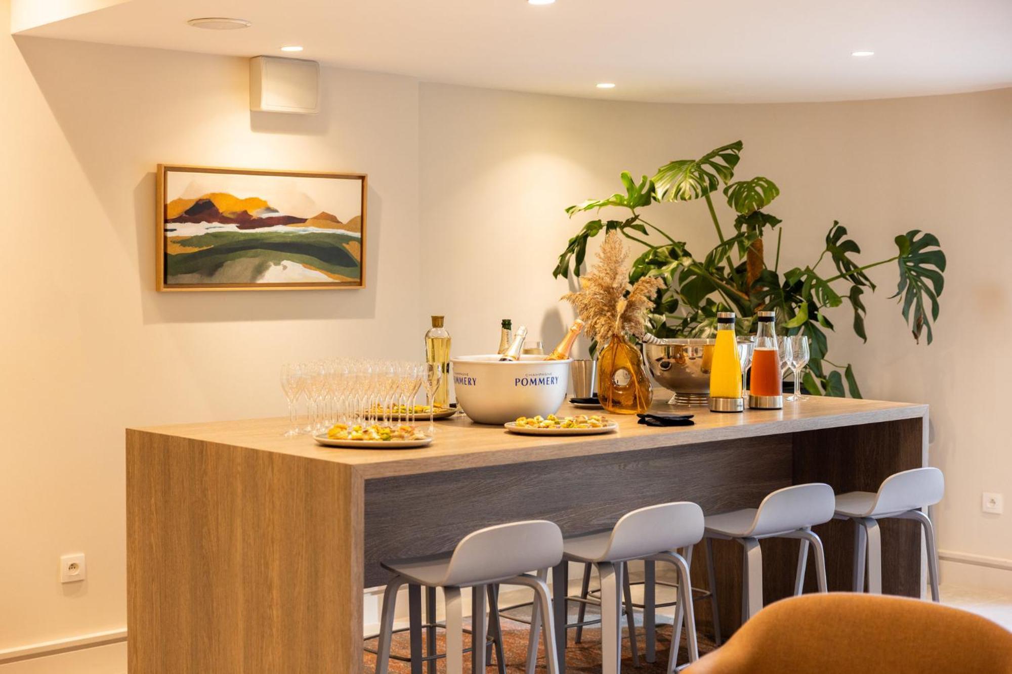 Staybridge Suites - Cannes Centre By Ihg Екстериор снимка